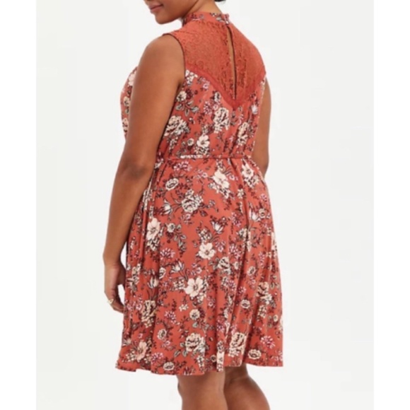 ๐ Soft Rust Floral Trapeze Mini Dress 2 2X NWT Torrid New! - Picture 3 of 8